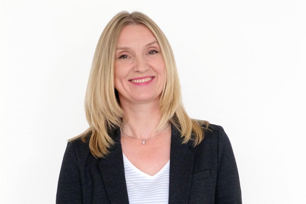 Heike Hermbecker (He)