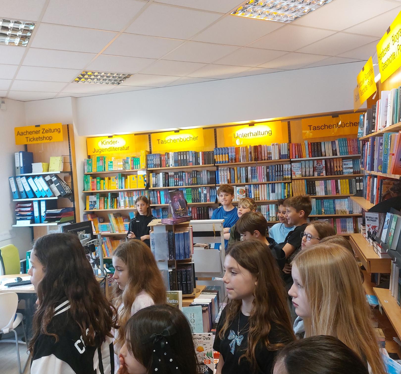 Welttag des Buches (c) Bischöfliches Gymnasium Sankt Ursula Geilenkirchen (Andrea Fühner)
