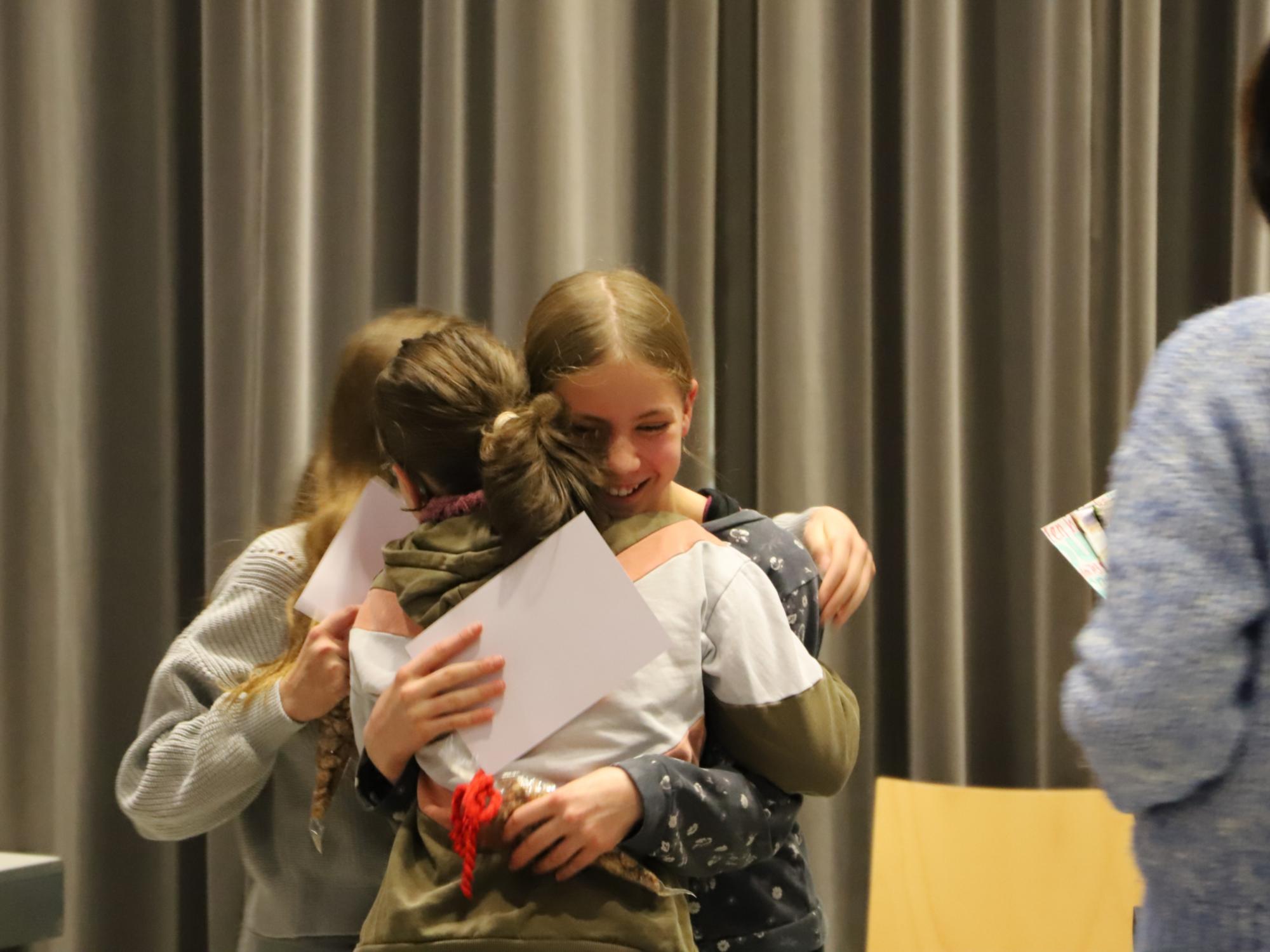 Zauberhafte Hörerlebnisse beim Vorlesewettbewerb der sechsten Klassen am Bischöflichen Gymnasium Sankt Ursula