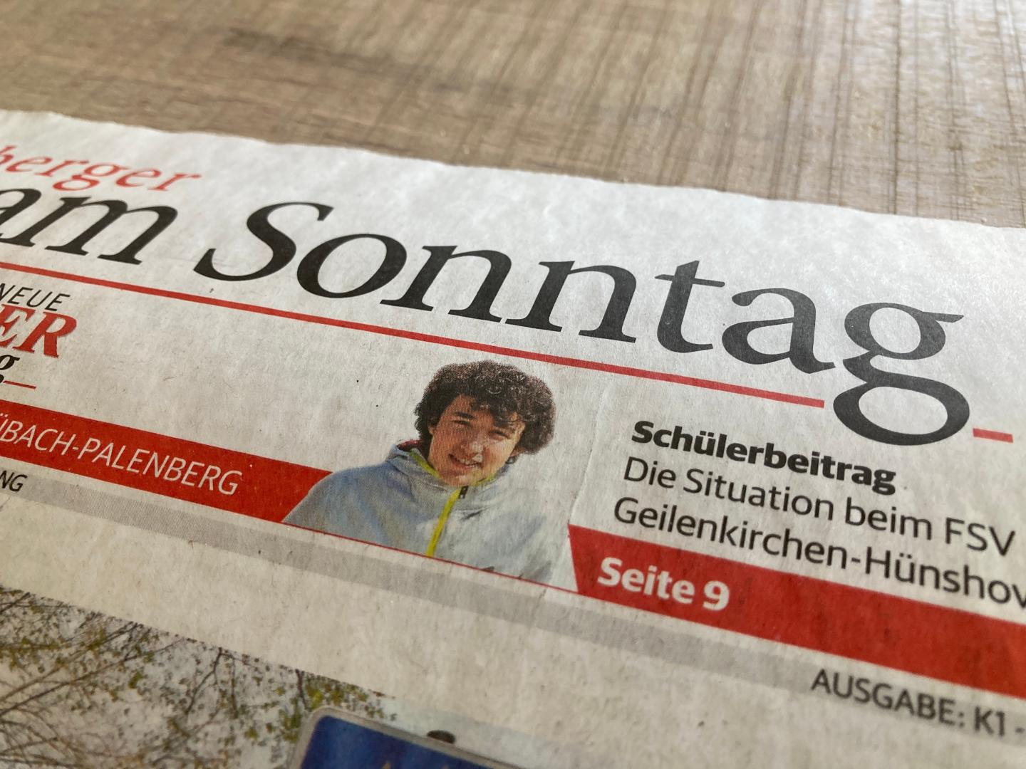 Zeitung am Sonntag (c) Bischöfliches Gymnasium St. Ursula Geilenkirchen (Dominik Esser)