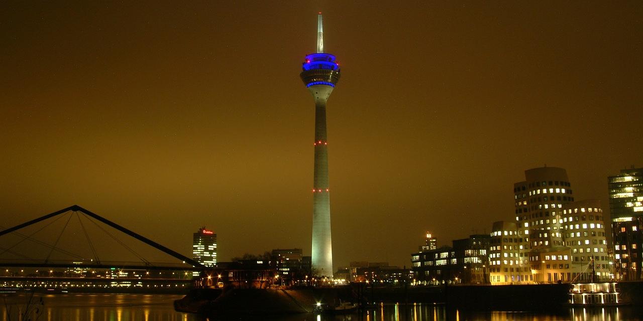 Düsseldorf bei Nacht