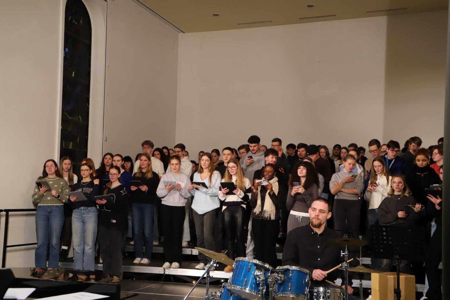 Proben Abiturkonzert 2025 (c) Bischöfliches Gymnasium St. Ursula Geilenkirchen (Dominik Esser)