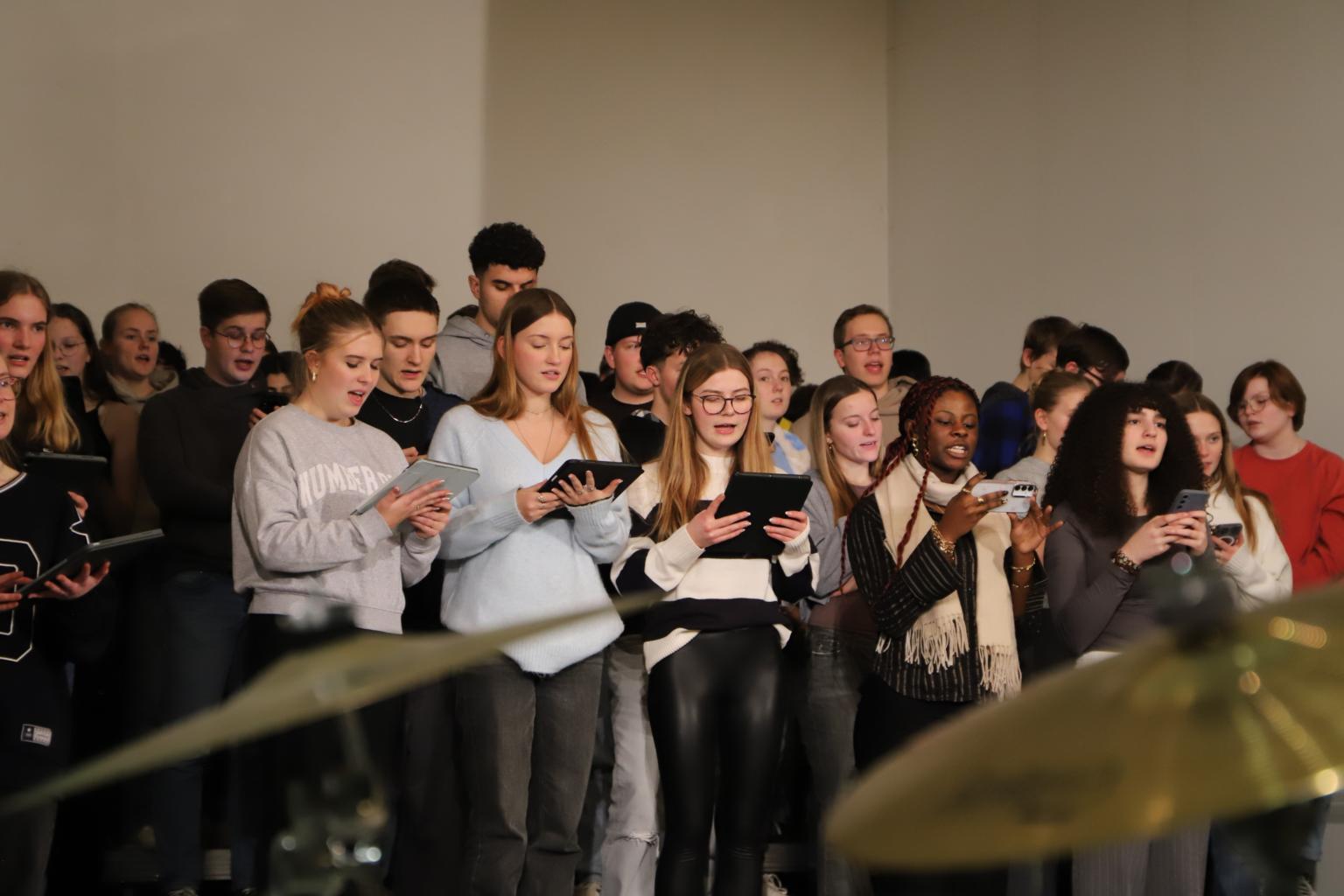 Proben Abiturkonzert 2025 (c) Bischöfliches Gymnasium St. Ursula Geilenkirchen (Dominik Esser)