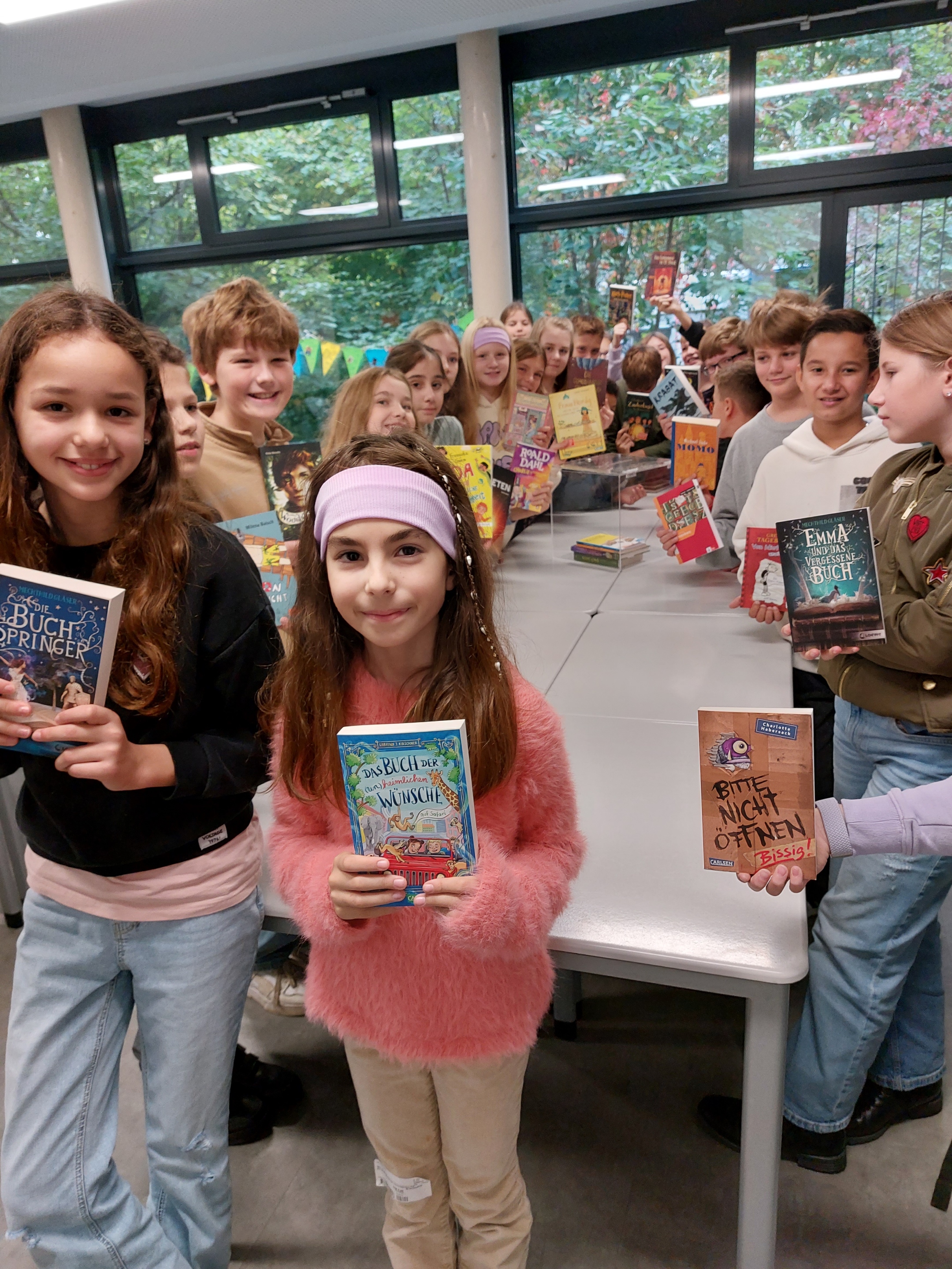 Bücherwürfel 2024